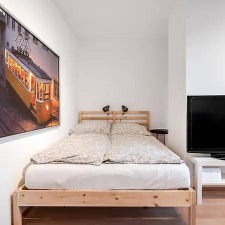 Apartment Ruhige Oase In Der Naehe Von Parkanlage Und Krankenhaus *